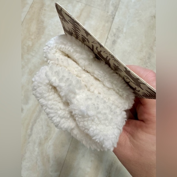 NWT AMERICAWARE infant slipper socks (one size) - Picture 4 of 4